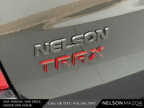 Used 2020 Chevrolet Trax LT w/ Redline Edition FWD image 15