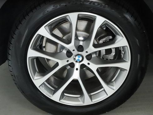 Used 2026 BMW X5 xDrive50e w/ Climate Comfort Package AWD/4WD image 13