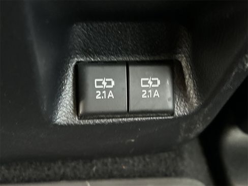 Used 2022 Toyota 4Runner SR5 Premium image 23