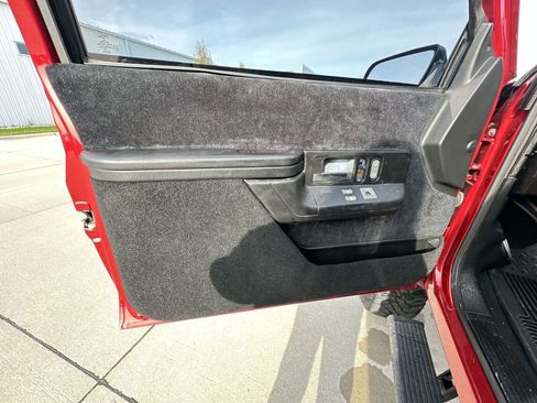 Used 1994 Chevrolet Blazer 4WD image 18
