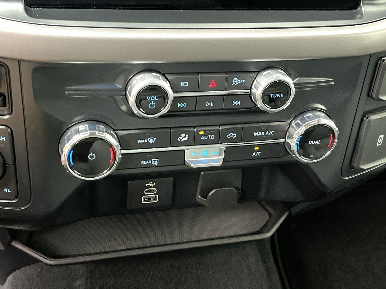 Certified 2025 Ford F150 XLT w/ Equipment Group 301A Standard AWD/4WD image 20