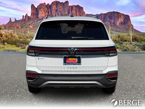 New 2026 Volkswagen Taos S image 7