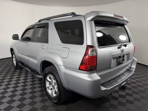 Used 2007 Toyota 4Runner Sport AWD/4WD image 8
