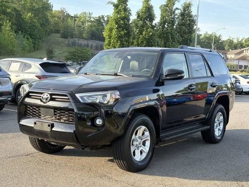 Used 2024 Toyota 4Runner SR5 Premium AWD/4WD image 7