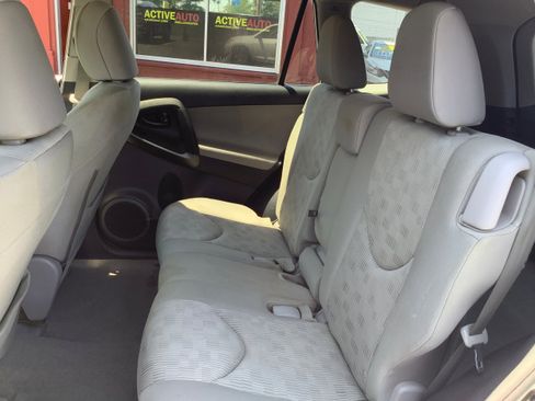 Used 2011 Toyota RAV4 4WD image 12