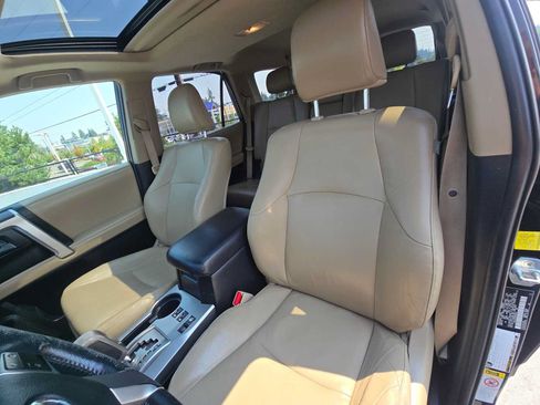 Used 2011 Toyota 4Runner Limited AWD/4WD image 22