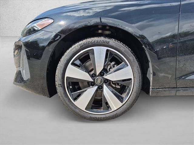 Used 2025 Audi A5 2.0T Premium Plus w/ Premium Plus AWD/4WD image 9