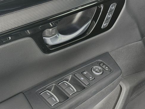 Certified 2023 Honda CR-V Sport Touring image 18
