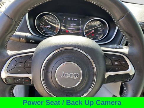 Certified 2018 Jeep Compass Latitude image 16