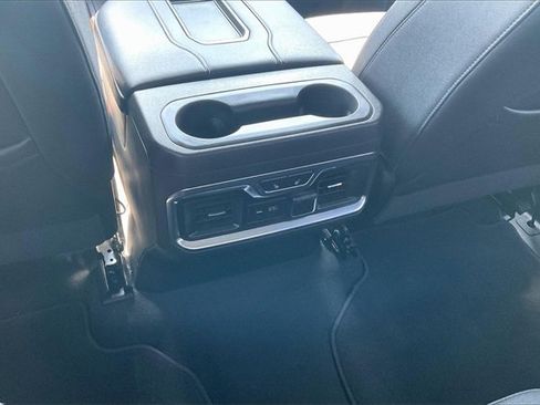 Used 2021 GMC Sierra 1500 SLT image 34