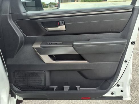 Used 2022 Toyota Tundra SR5 AWD/4WD image 14