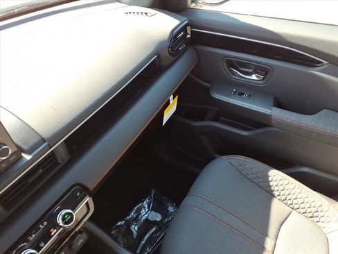 New 2025 Honda Pilot Sport image 22