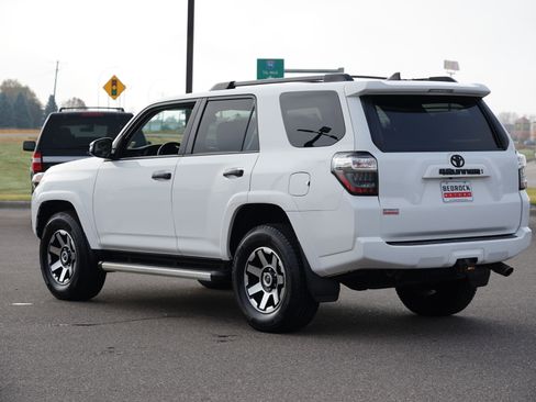 Used 2020 Toyota 4Runner SR5 Premium image 5