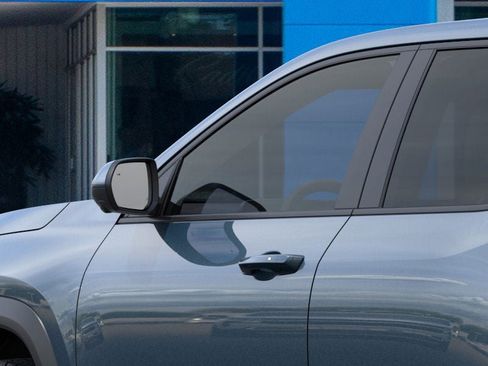 New 2026 Chevrolet Equinox LT image 12