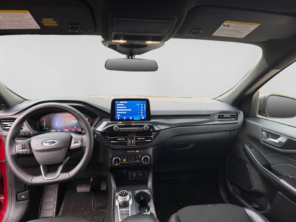 Used 2025 Ford Escape ST-Line FWD image 22