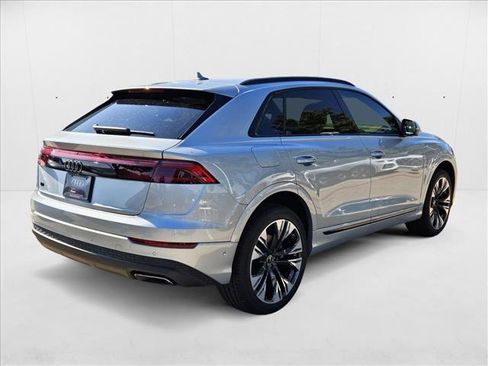 New 2025 Audi Q8 Premium w/ Black Optic Package image 2