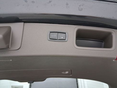 Used 2026 Porsche Macan image 32