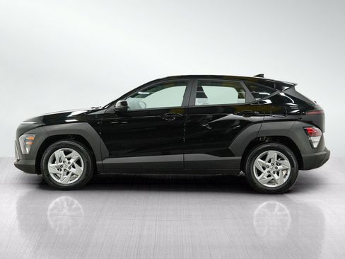 Certified 2024 Hyundai Kona SE FWD image 2