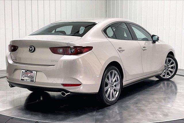 Used 2025 MAZDA MAZDA3 s FWD image 13