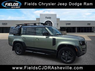 Used 2024 Land Rover Defender 130 X-Dynamic SE AWD/4WD video 1