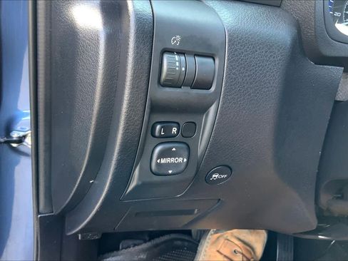 Used 2012 Subaru Forester 2.5X Limited image 32