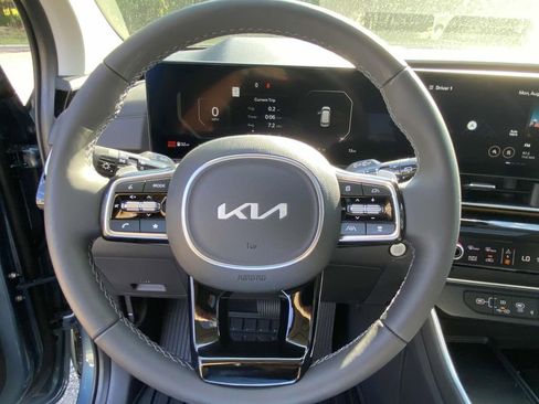 New 2026 Kia Carnival SX Prestige image 15