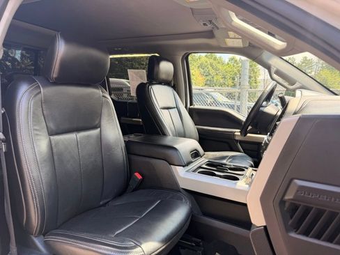 Used 2020 Ford F250 Lariat w/ Lariat Ultimate Package AWD/4WD image 16