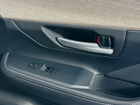 Used 2024 Toyota Grand Highlander Platinum image 29