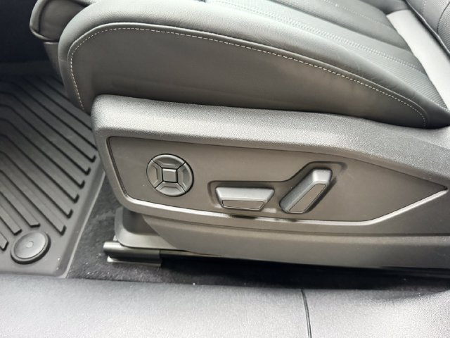 New 2026 Audi Q5 Premium Plus AWD/4WD image 13