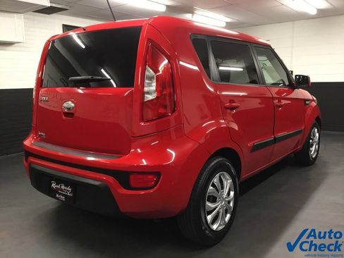 Used 2013 Kia Soul FWD image 10