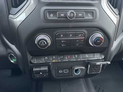 New 2026 Chevrolet Silverado 1500 Custom Trail Boss w/ LPO, Dark Essentials Package image 20