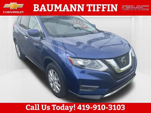 Used 2020 Nissan Rogue SV AWD/4WD image 1