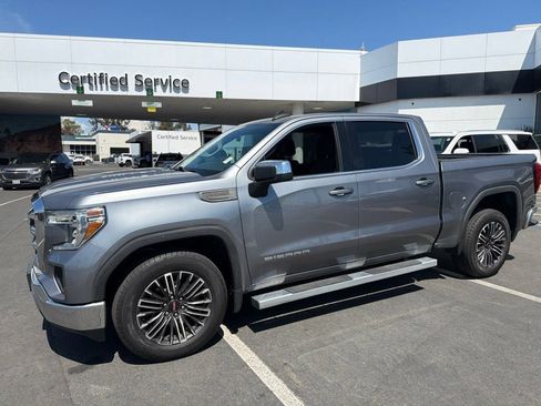 Used 2020 GMC Sierra 1500 SLE w/ SLE Value Package RWD image 1