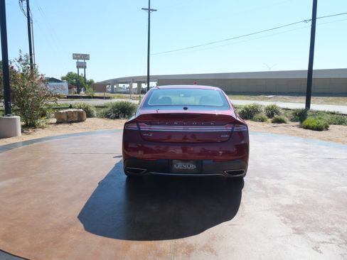 Used 2018 Lincoln MKZ Reserve image 3