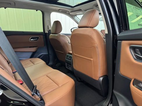 New 2026 Nissan Rogue Platinum w/ Platinum Premium Package image 27