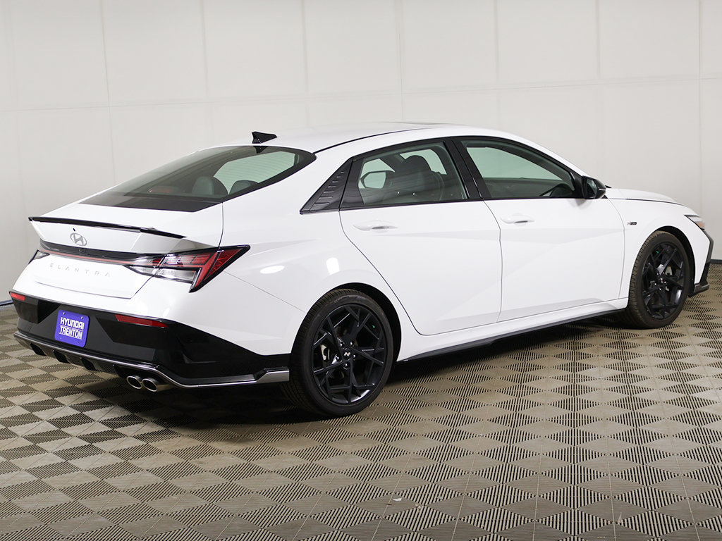 Certified 2025 Hyundai Elantra N Line FWD image 12
