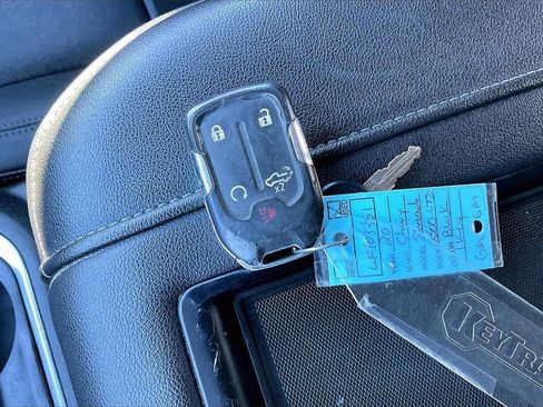 Used 2020 Chevrolet Silverado 2500 LTZ w/ LTZ Plus Package image 36