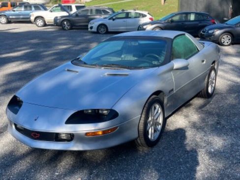 Used 1997 Chevrolet Camaro Z28 w/ Preferred Equipment Group 2 RWD image 4