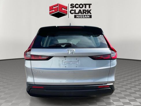 Used 2023 Honda CR-V LX image 5