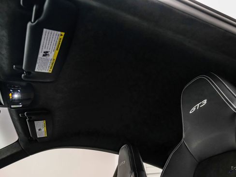Used 2022 Porsche 911 GT3 RWD image 45
