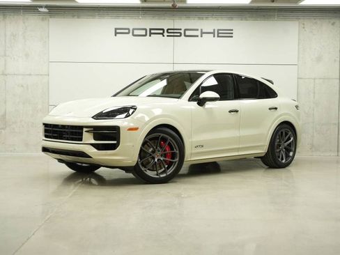 New 2026 Porsche Cayenne GTS AWD/4WD image 1