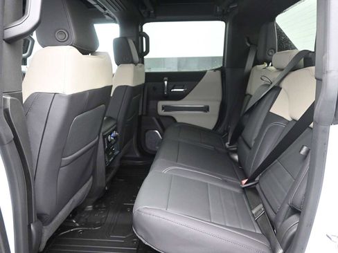 New 2026 GMC Hummer EV 4x4 Crew Cab image 18