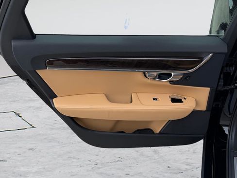 Used 2018 Volvo S90 T5 Momentum image 20