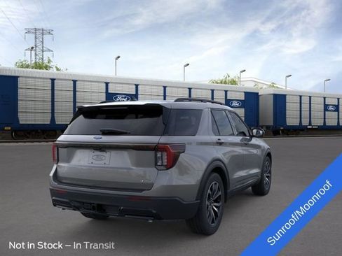 New 2026 Ford Explorer ST-Line AWD/4WD image 8