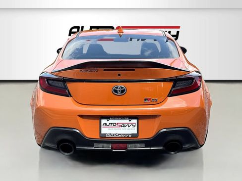 Used 2023 Toyota GR86 10th Anniversary SE RWD image 6