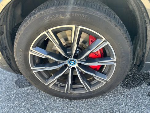 Used 2024 BMW X5 xDrive50e w/ M Sport Package image 26