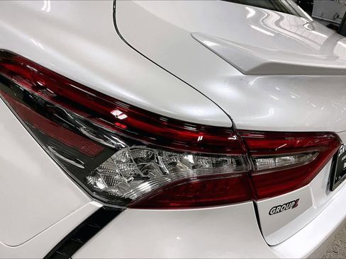 Used 2022 Toyota Camry XSE w/ Navigation Upgrade Package image 29