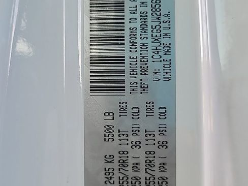 Used 2018 Jeep Wrangler Unlimited Sahara image 15