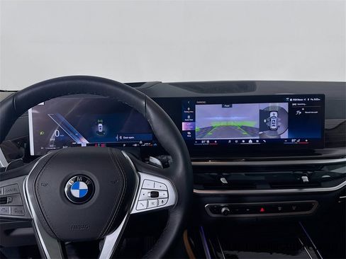 Used 2026 BMW X7 xDrive40i image 9