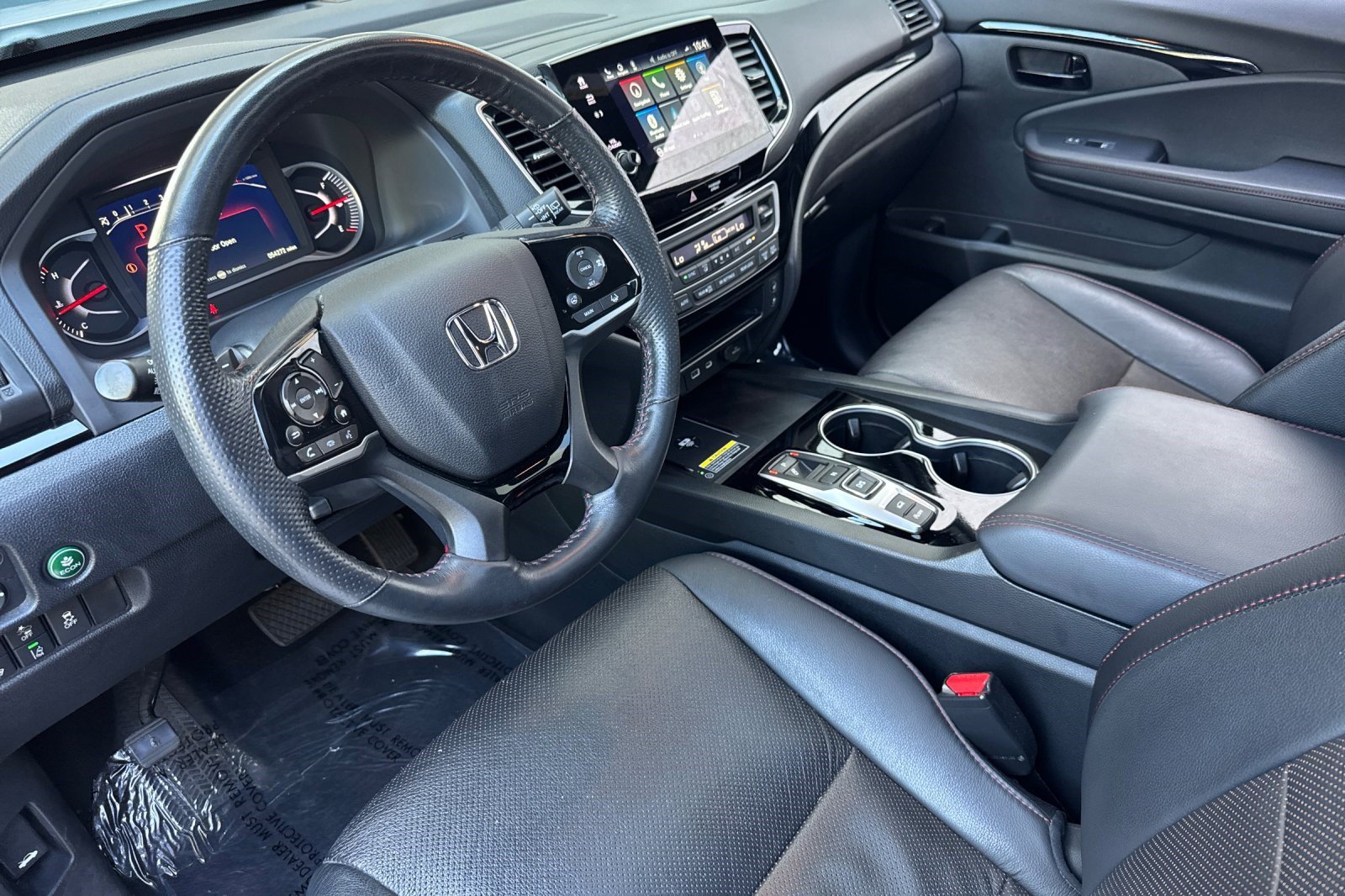 Used 2024 Honda Passport Black Edition image 4